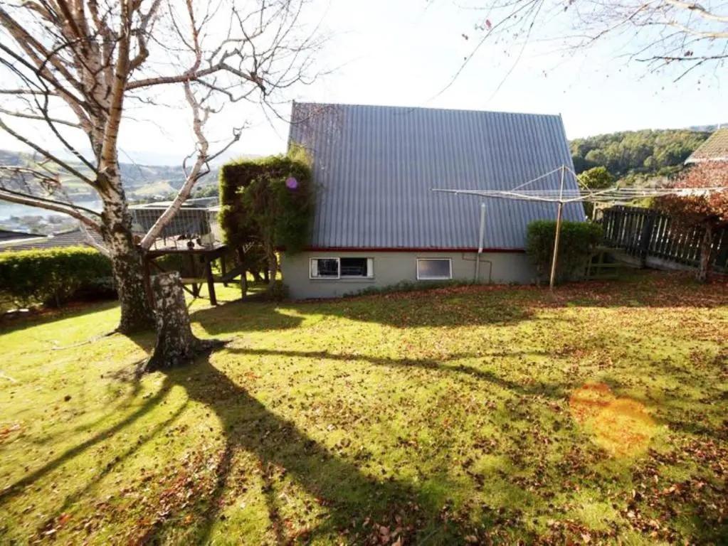 Akaroa Harbour View - Christchurch Holiday Homes
