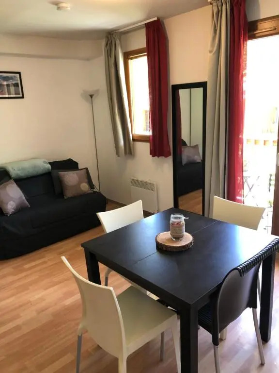 Studio vue piste + parking souterrain privatif inclus