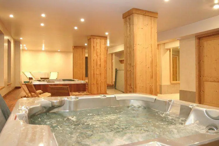 Luxury apartment with balcony in beautiful Les Deux Alpes
