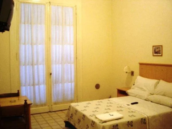 Mari Plaza Hotel