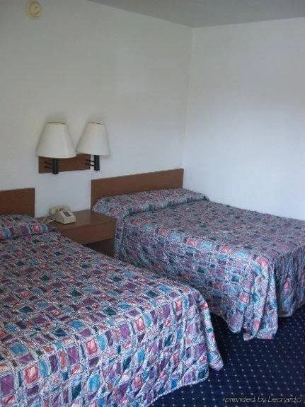 Quad City Inn