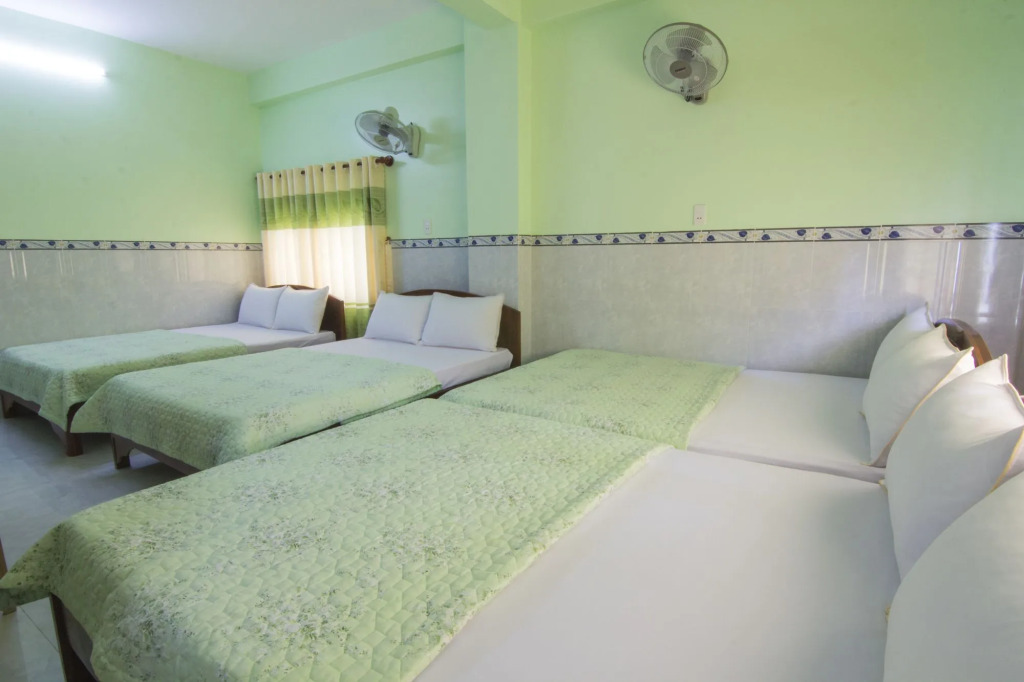 Thai Quang Hotel