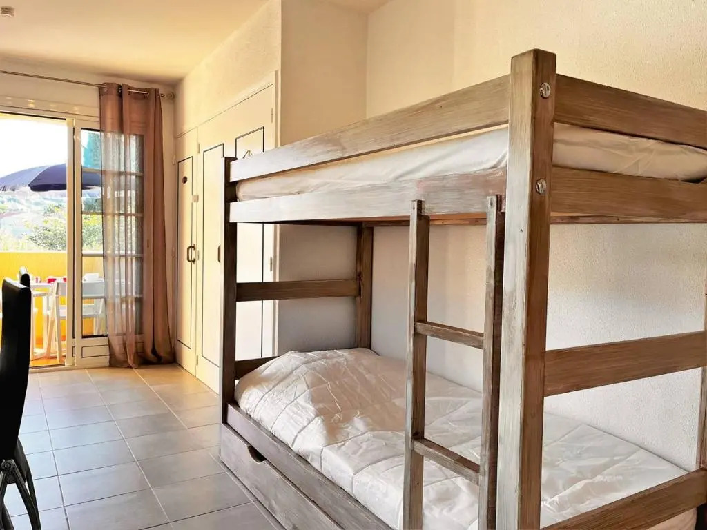 Appartement Le Lavandou, 1 pièce, 4 personnes - FR-1-251-398