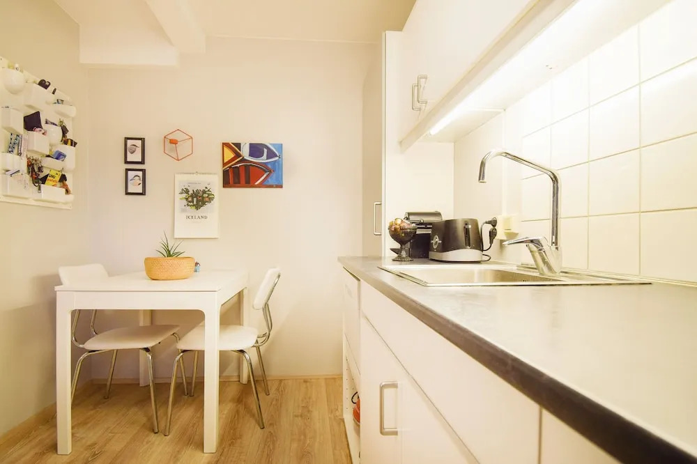 Apartment H81