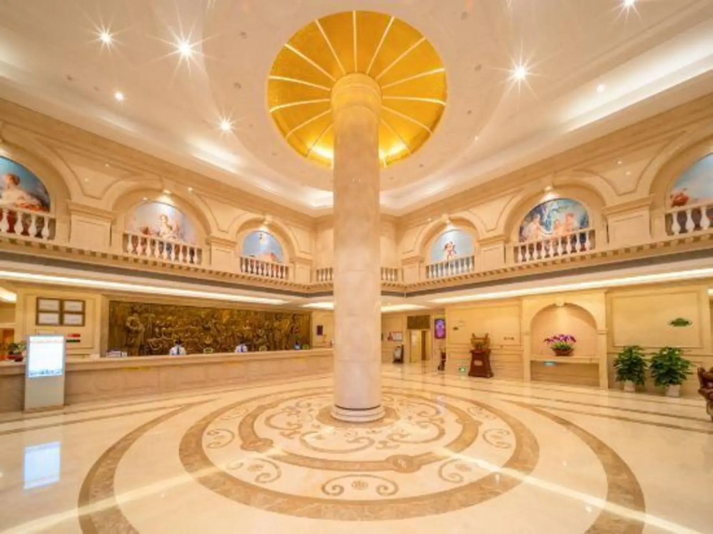 Vienna International Hotel (Wuhan Wujiashan, Dongxihu Avenue, Qixiong Road)