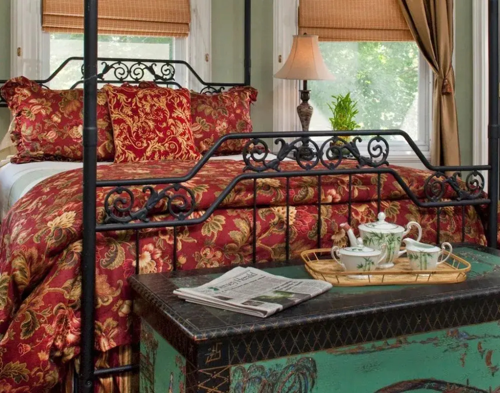 Whistling Swan Inn