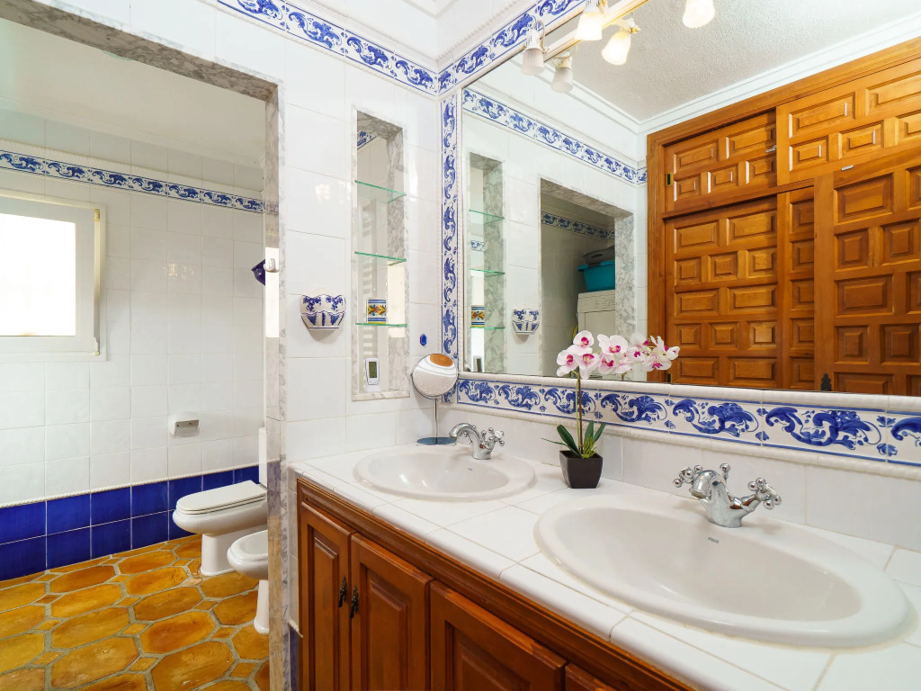 Villa Iris