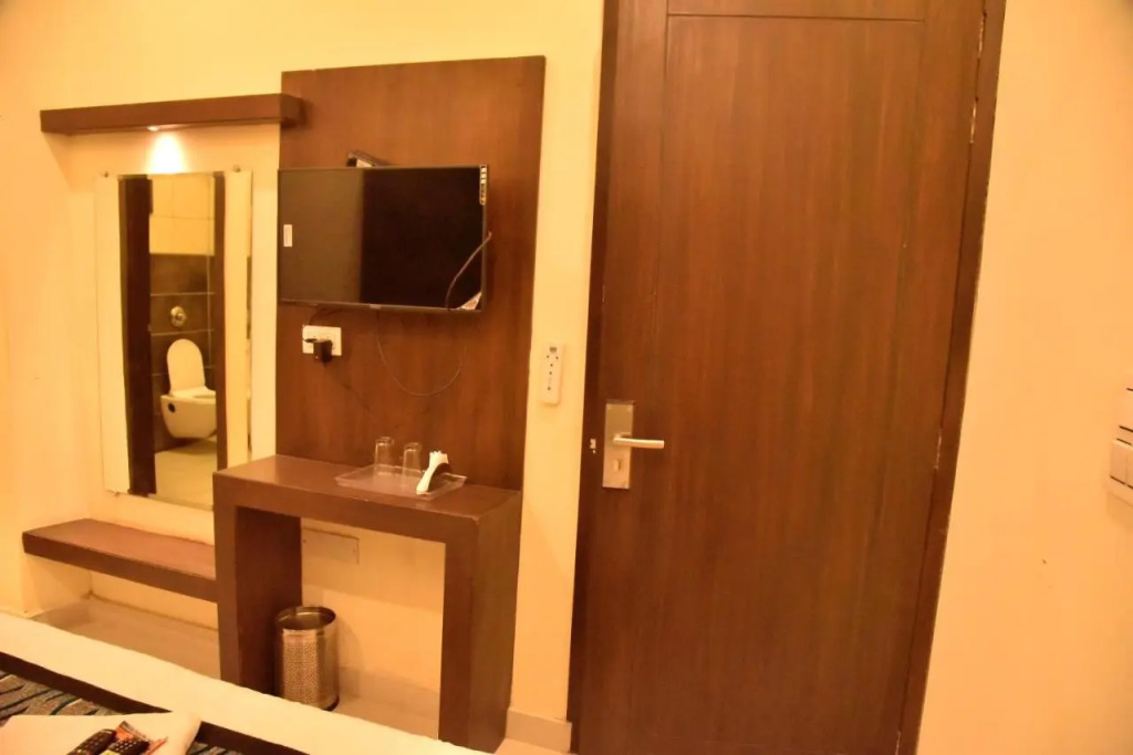 Hotel Crown