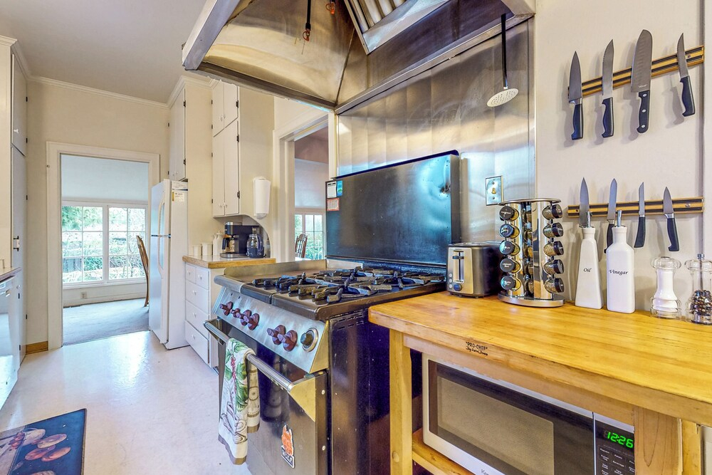 Renovated Forbestown Home w/ Fenced Yard!
