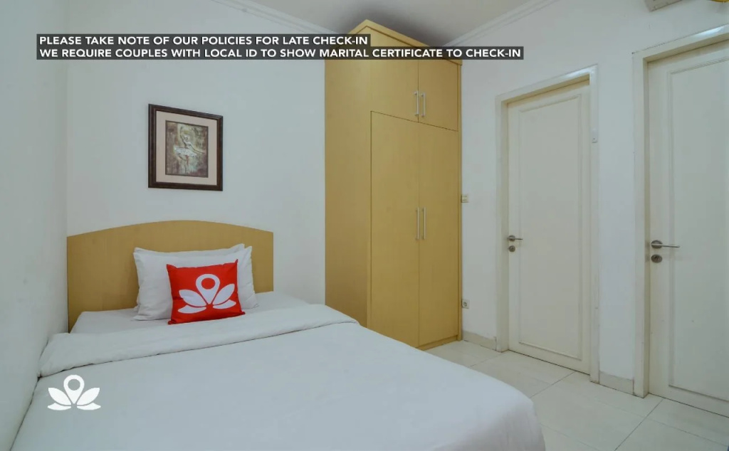 ZEN Rooms Capital Residence