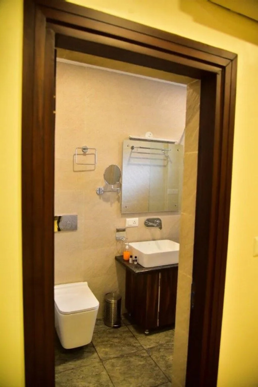 SERENE SUITES