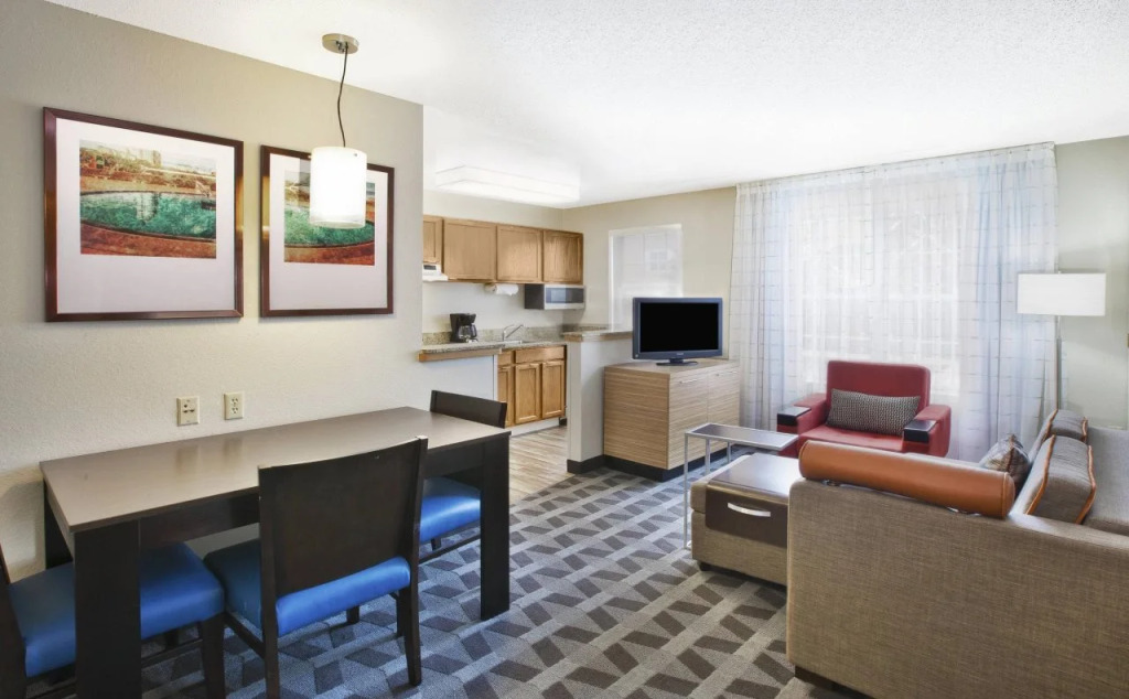 TownePlace Suites by Marriott Brookfield
