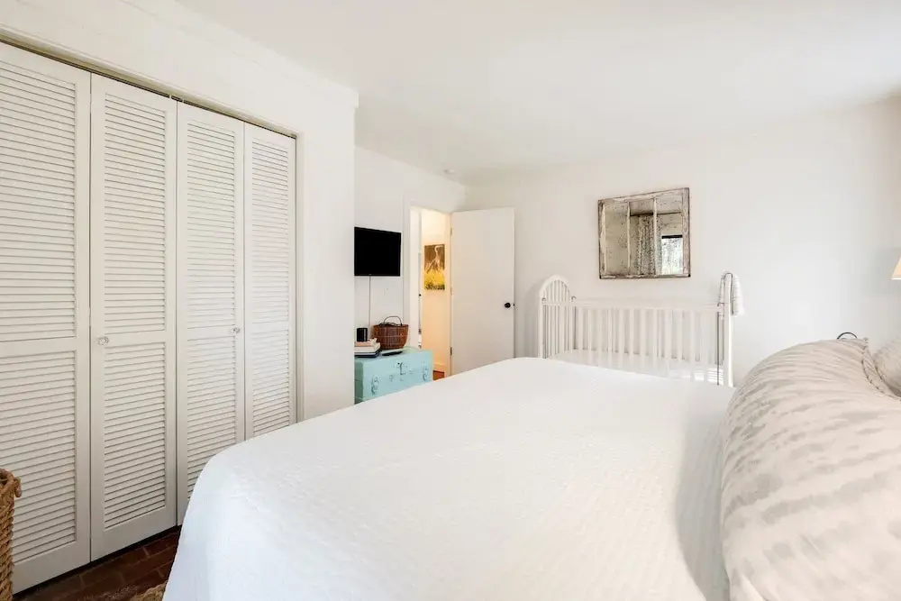 Sunny Pointe 4 Bedroom Home