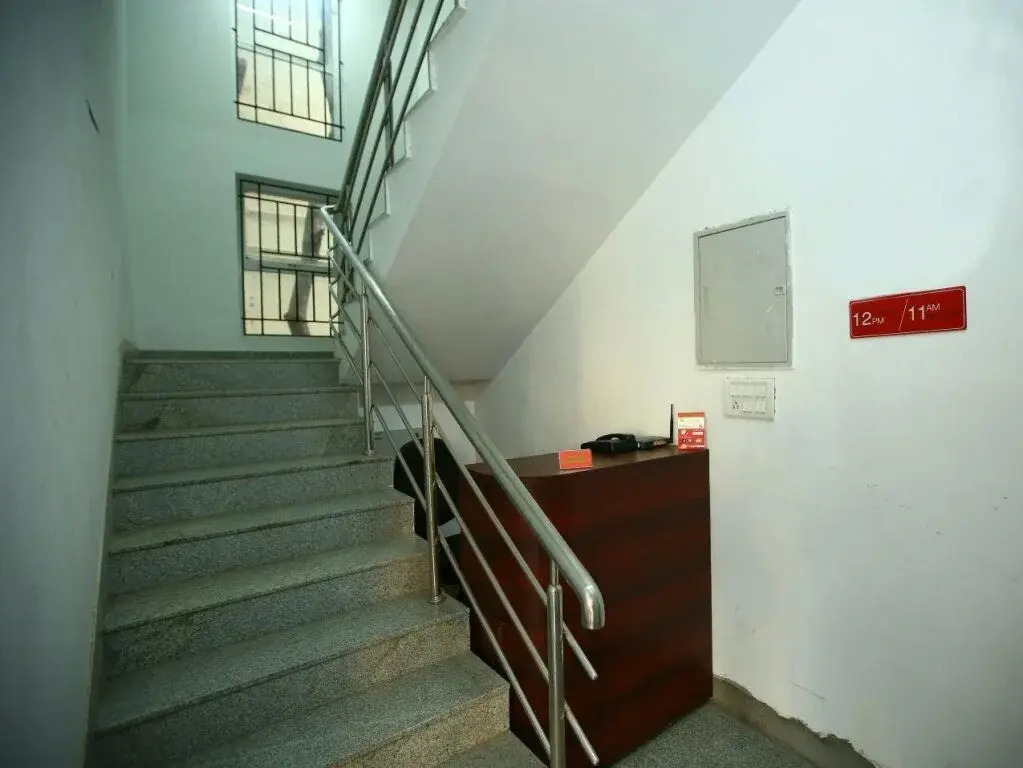 Green Tree Service Apartment