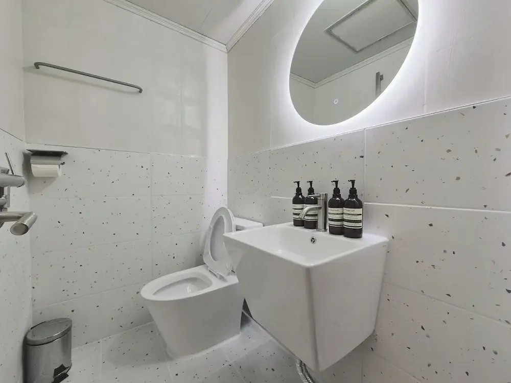 AnOn hostel