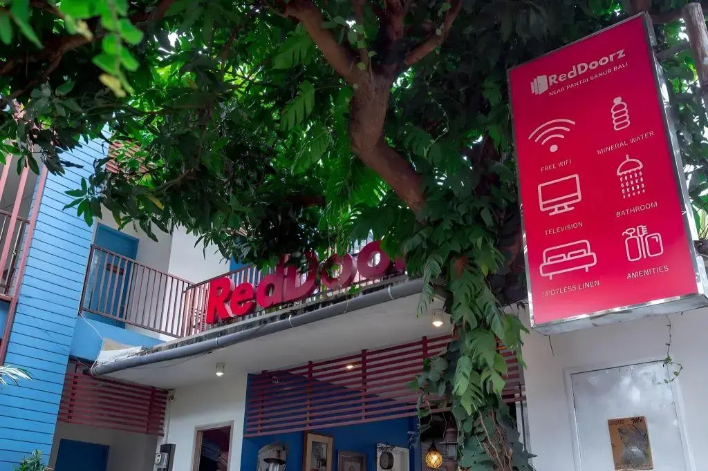 RedDoorz near Pantai Sanur Bali