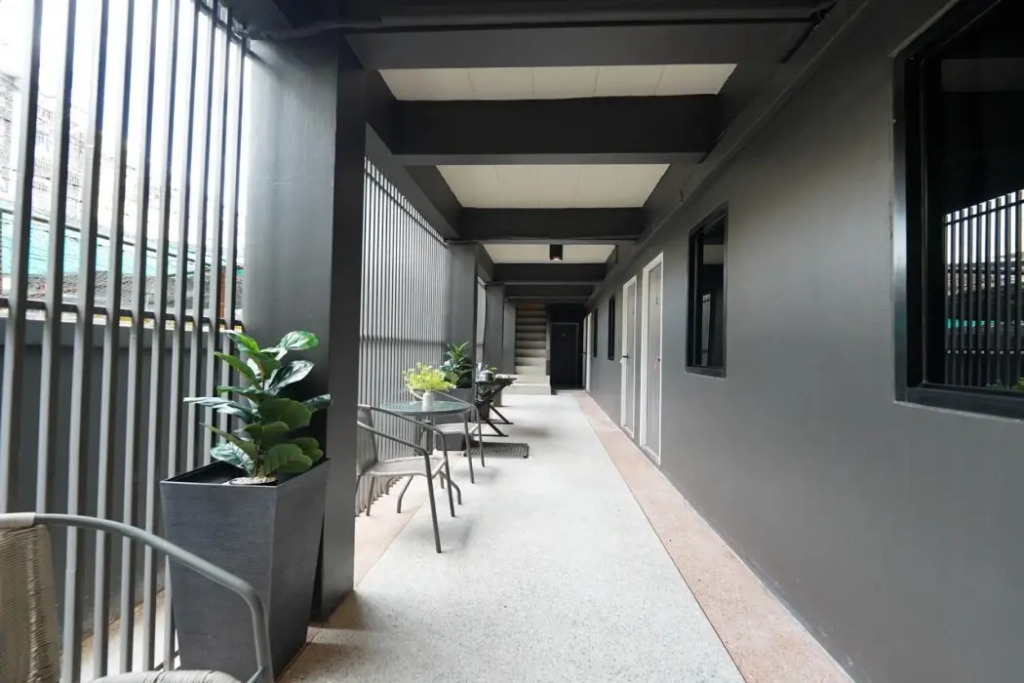 Dancenter Rq Bangkok Huai Khwang