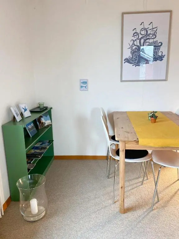 NEB-THUN LODGE`s Appartement 1 Hilterfingen Ringstrasse 6