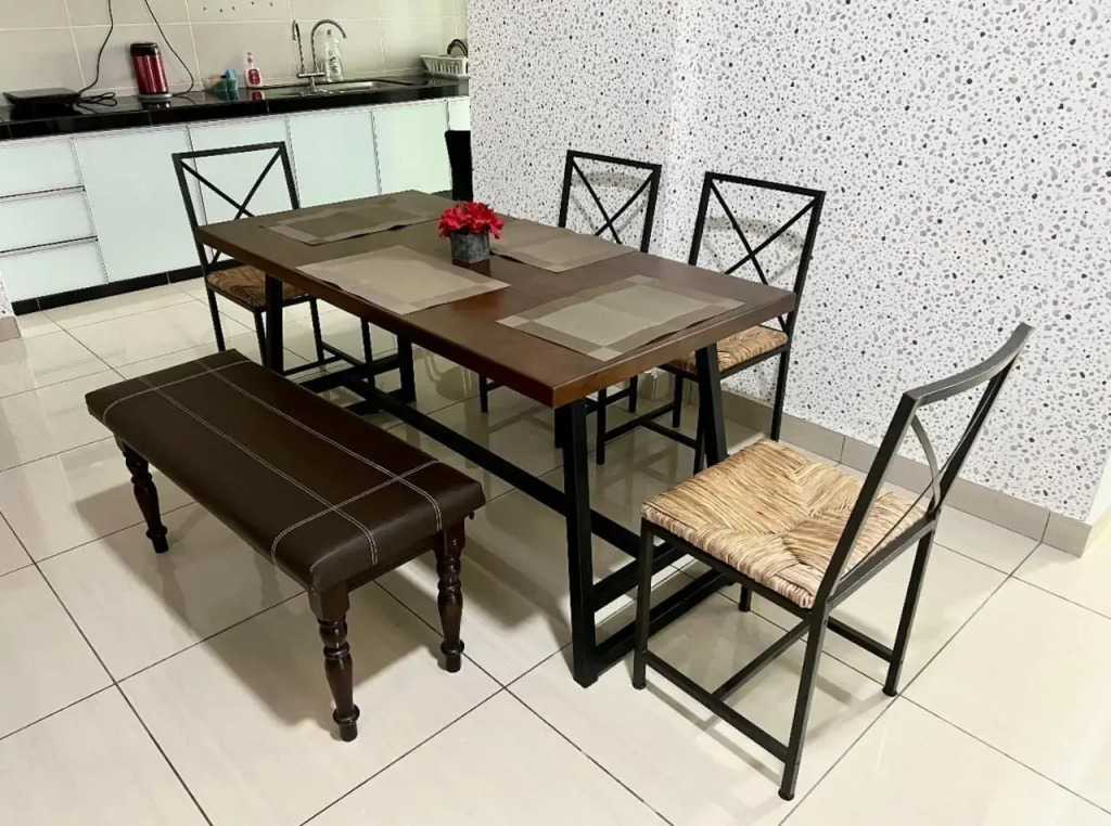 3BR Mount Austin @Midori Green (1 to 8pax)