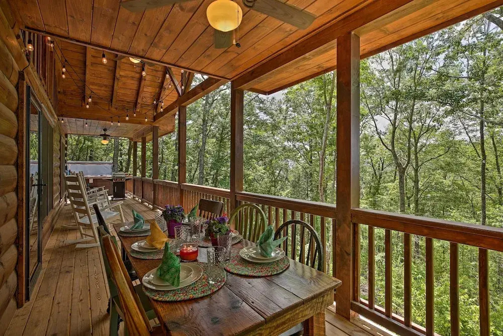 A Sunset Dream' - Upscale Blue Ridge Cabin!