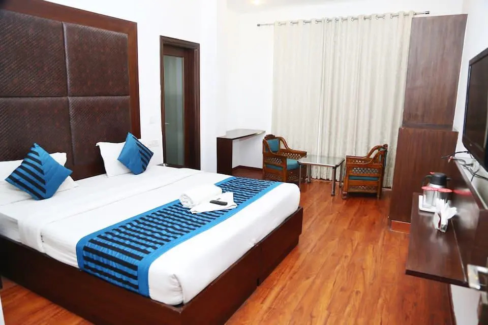 Pacific Inn Suites - Sector 45