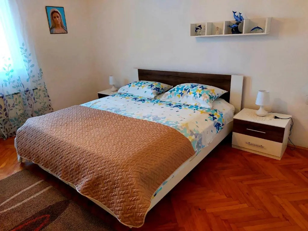 Spacious apartment Ita - near beach (terrace, sea view)