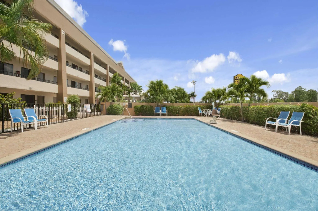 Stay Inn & Suites