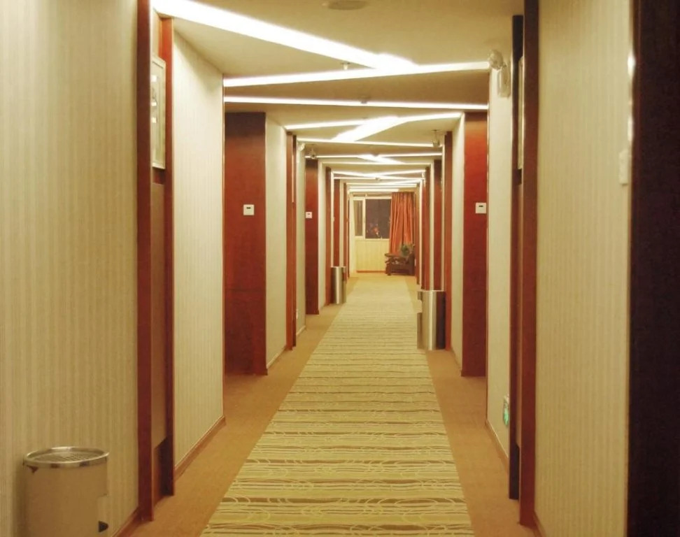 Zhongfang Hotel