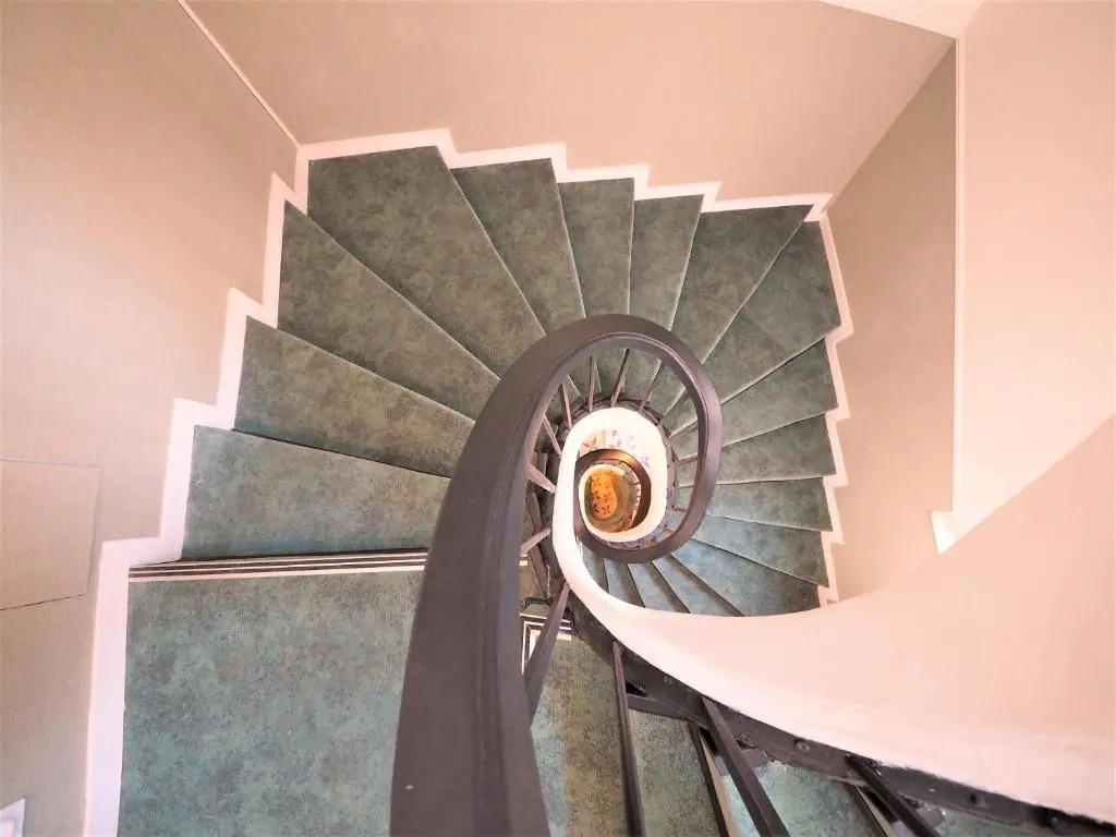 Bastille ChicSuites