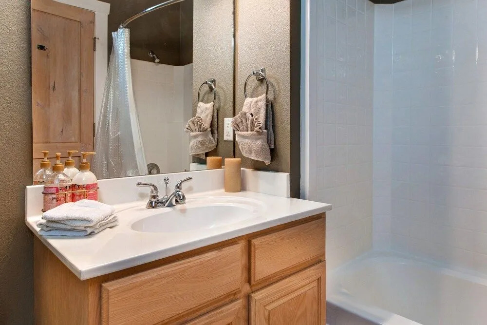 Mountain View Hot Tub Condo by RedAwning
