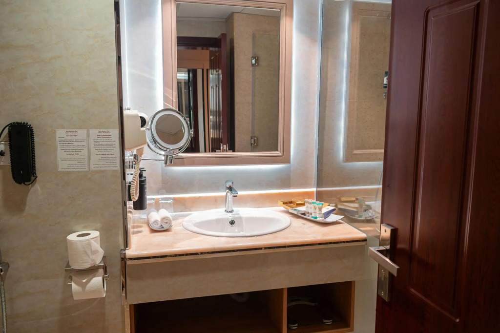 Best Western Plus Jeddah Hotel Madinah Road