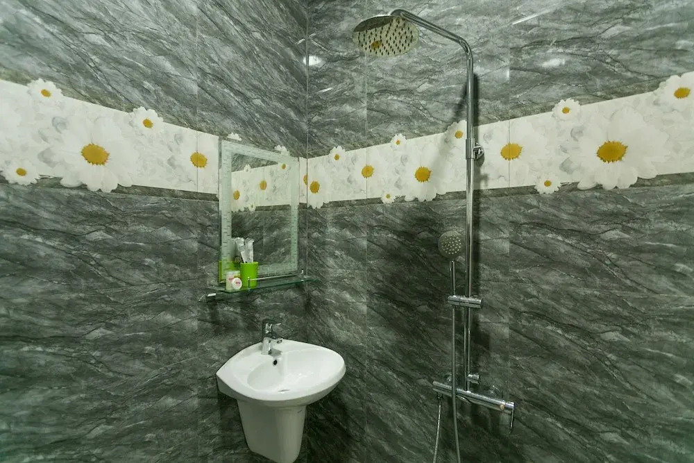 OYO 638 Thien Nam Hotel