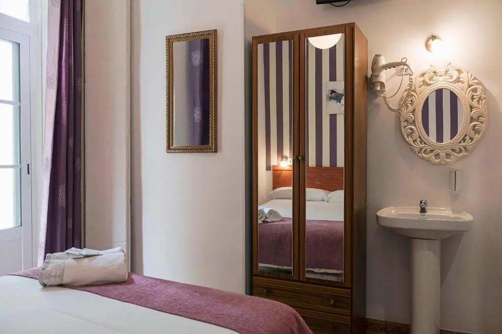 Hostal Colón Don Miguel