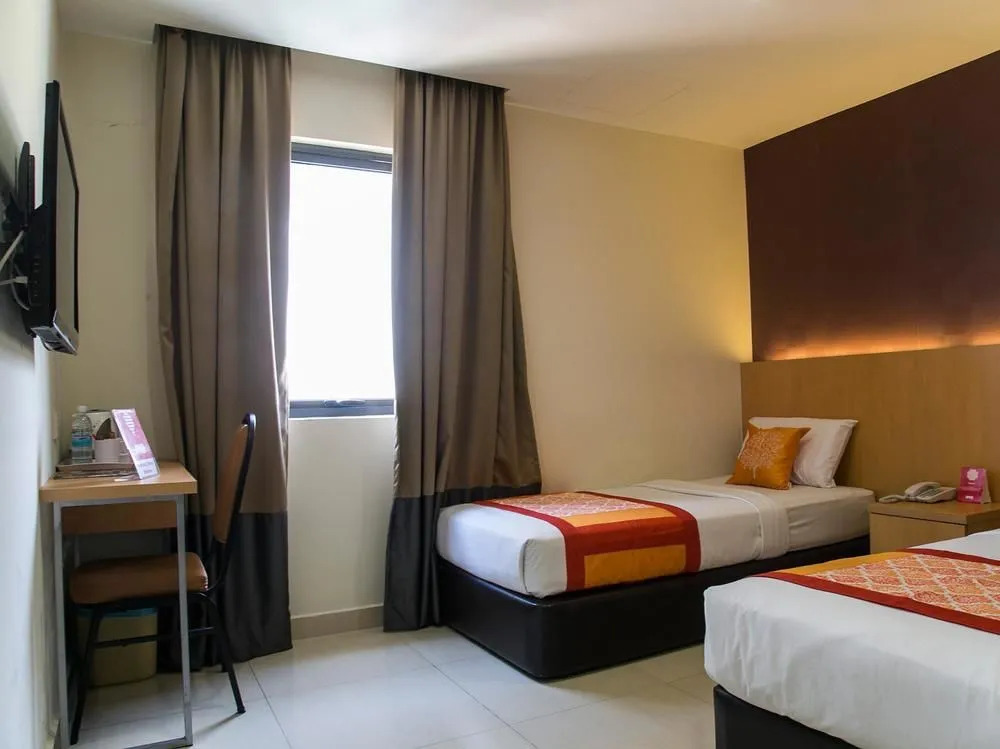OYO 158 My Signature Hotel