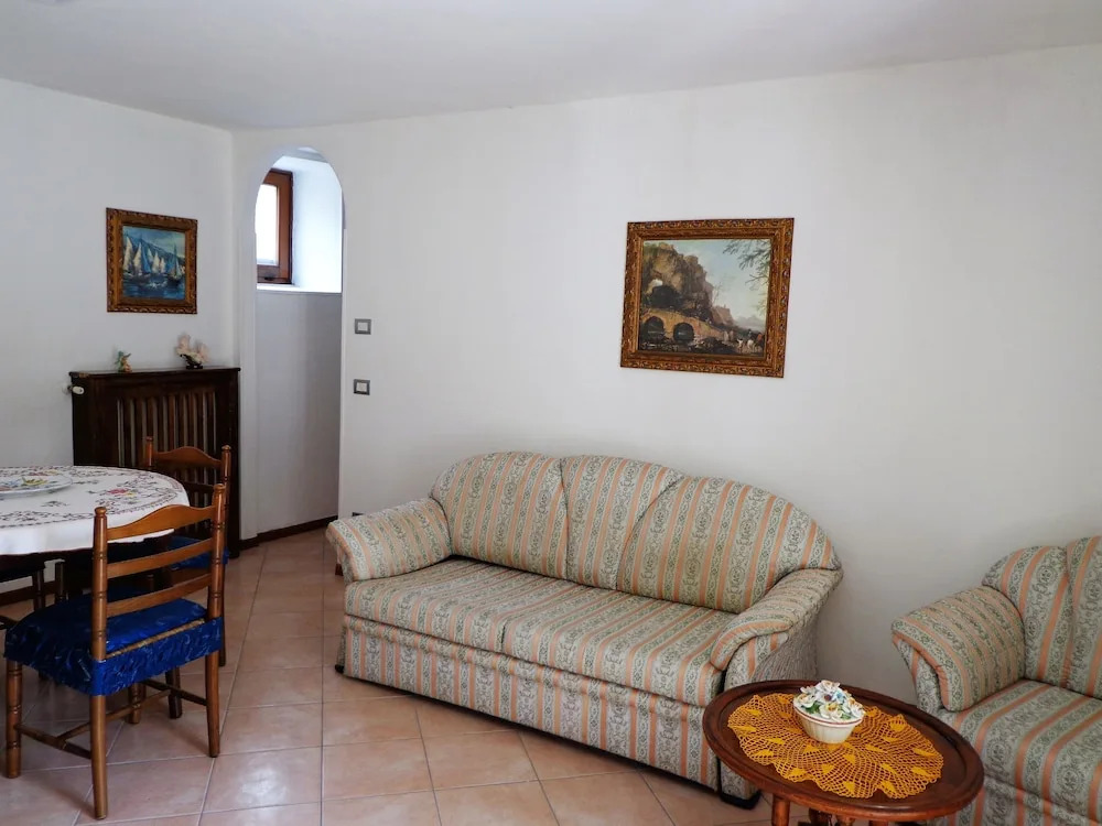 Appartamenti Casa Rita & Antica Corte Ginevra