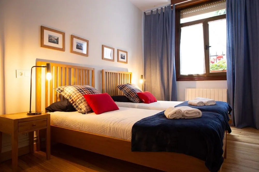 Aresti Old Town by Bilbao Living