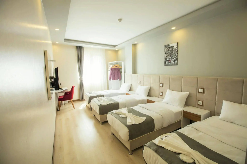 Express İnci Hotel