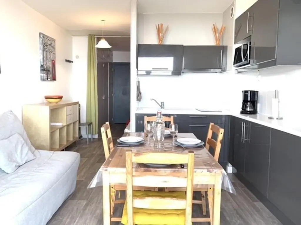 Appartement Balaruc-les-Bains, 1 pièce, 4 personnes - FR-1-503-37