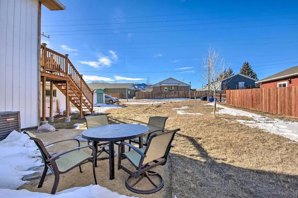 Livingston Home: Your Yellowstone Basecamp