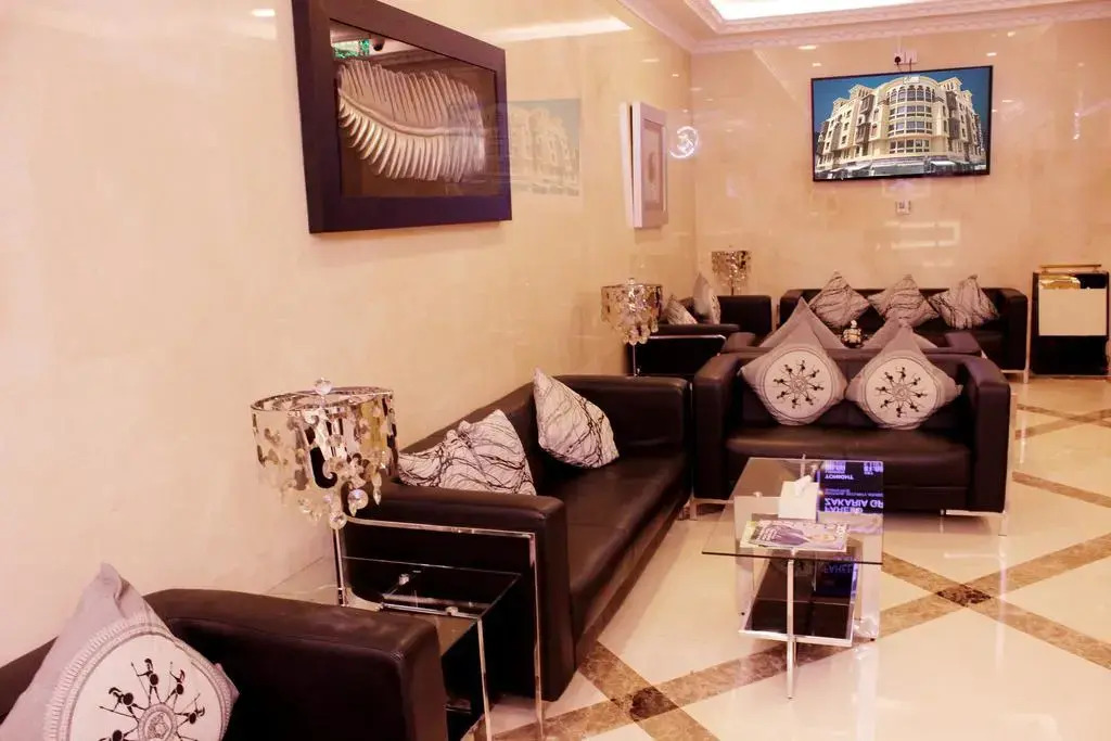 Montreal Naif Hotel