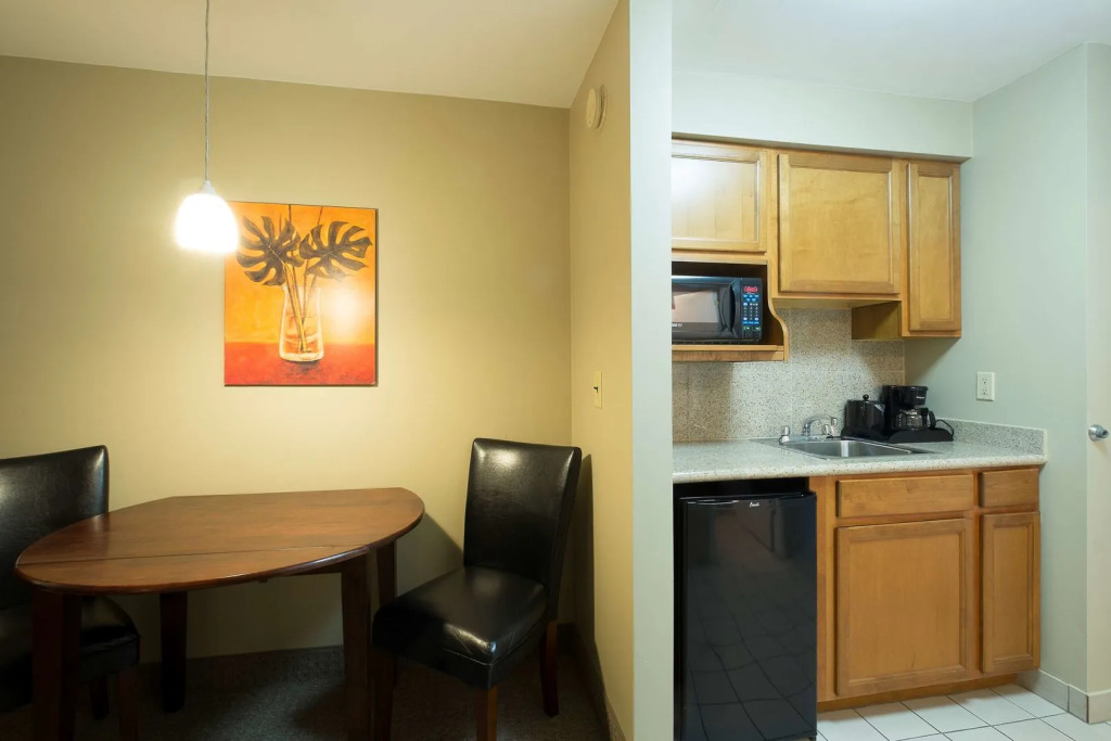 Red Roof Inn and Suites Herkimer