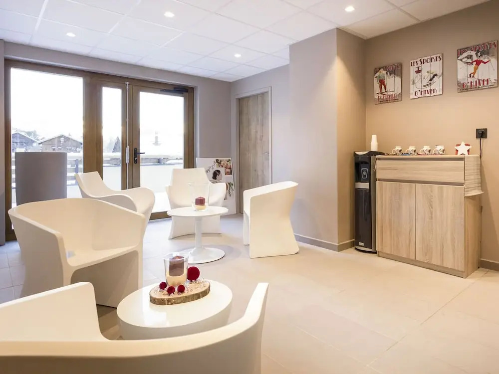 Adult-friendly Alpine Flat