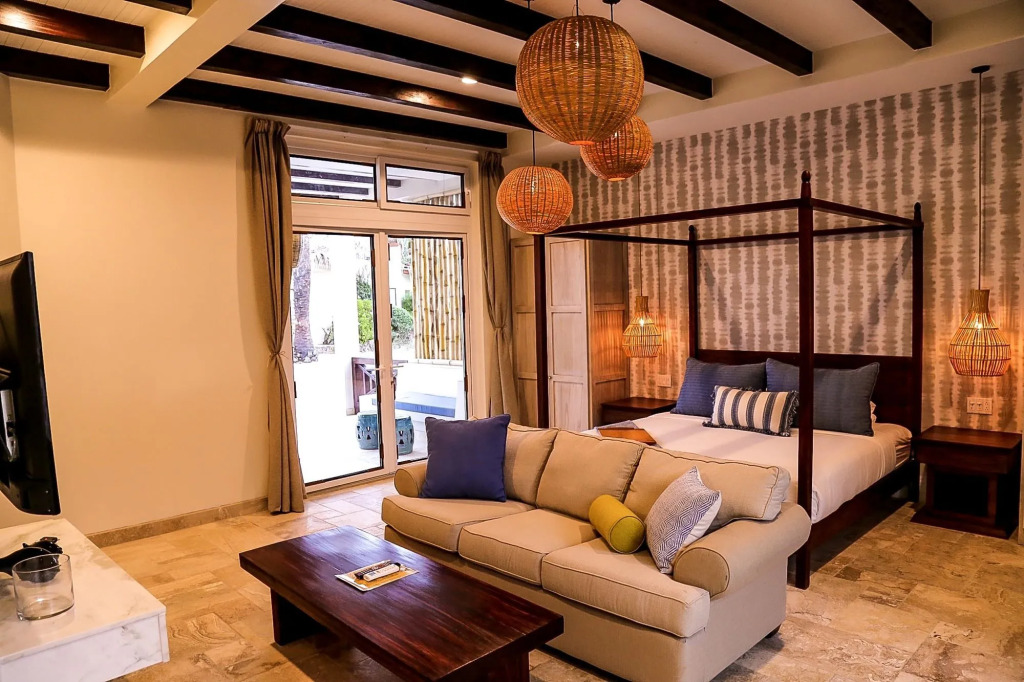 The Lodge at Jaguar Reef