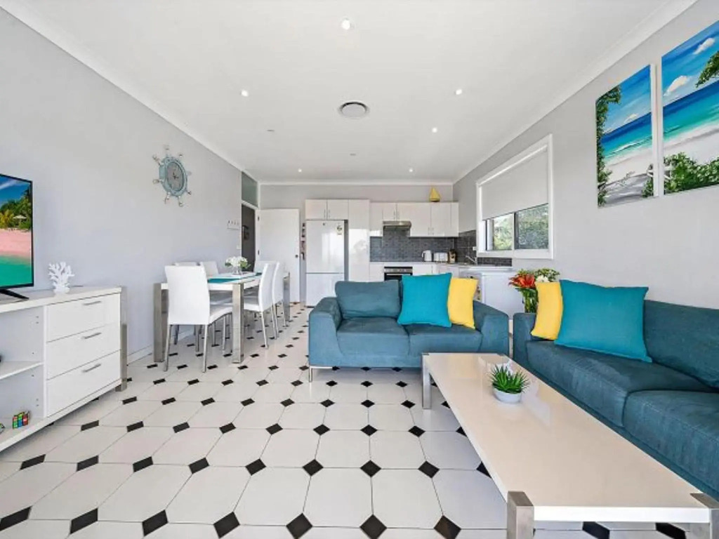 Vincentia Breeze by Experience Jervis Bay