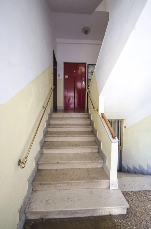 Minzoni Apartment