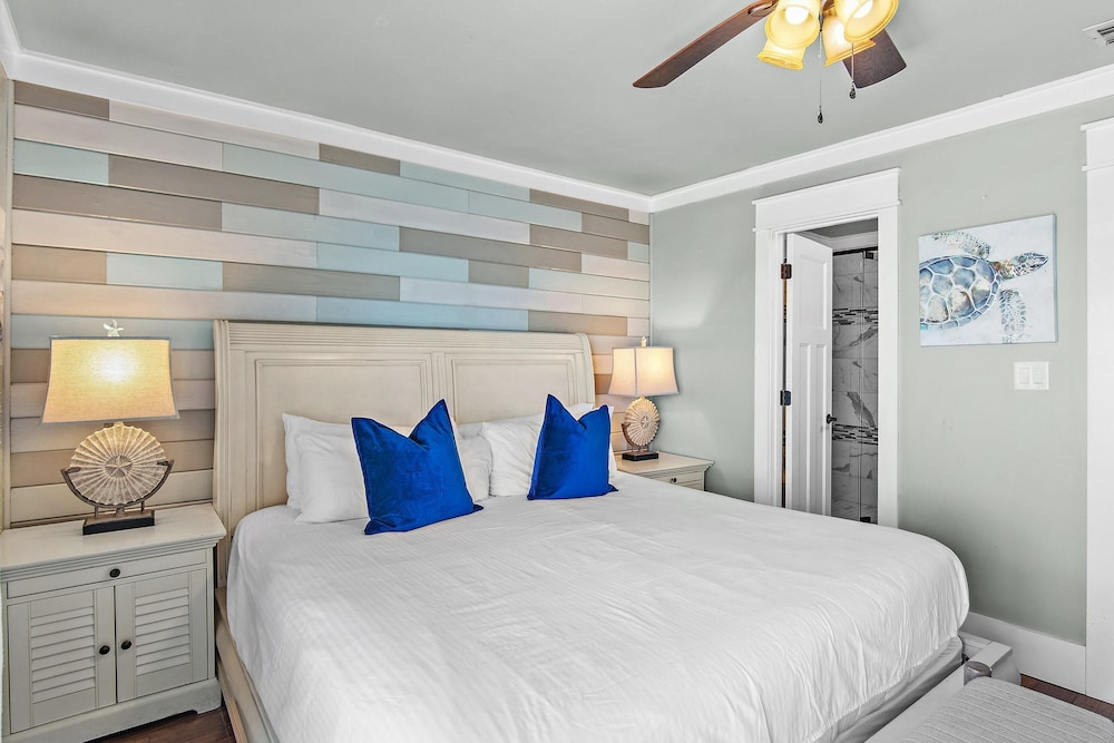 Costa Vista Townhouse #13