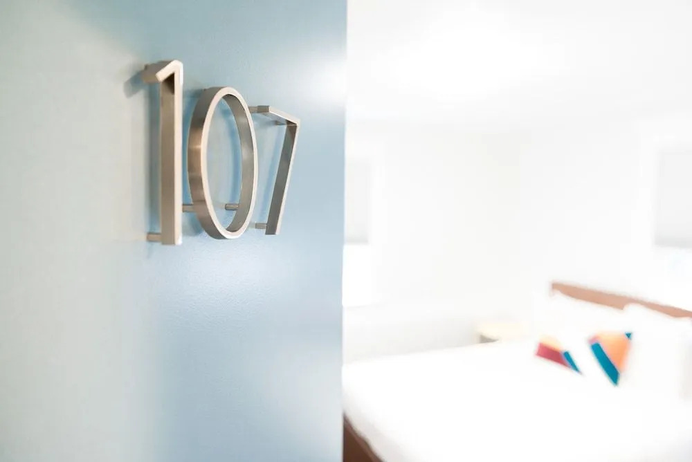 Hotel 2TwentyOne - Hostel