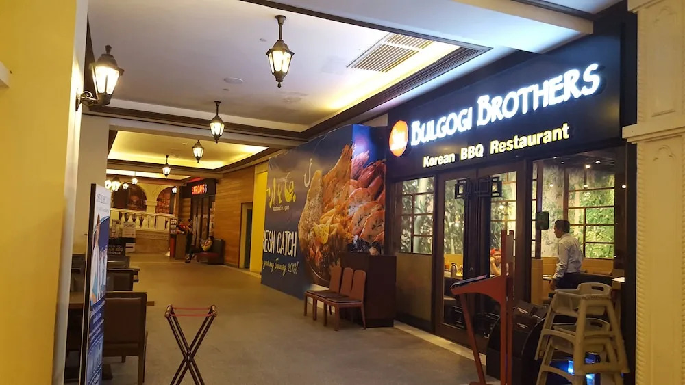 Morgan Suites