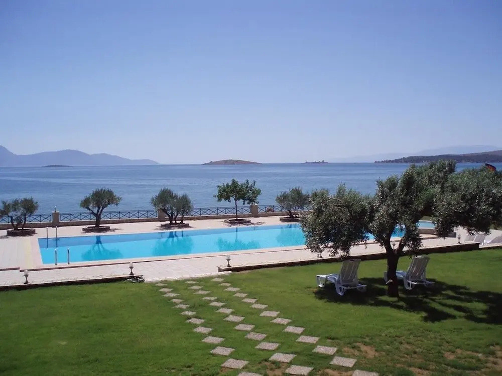 Europa Beach Hotel