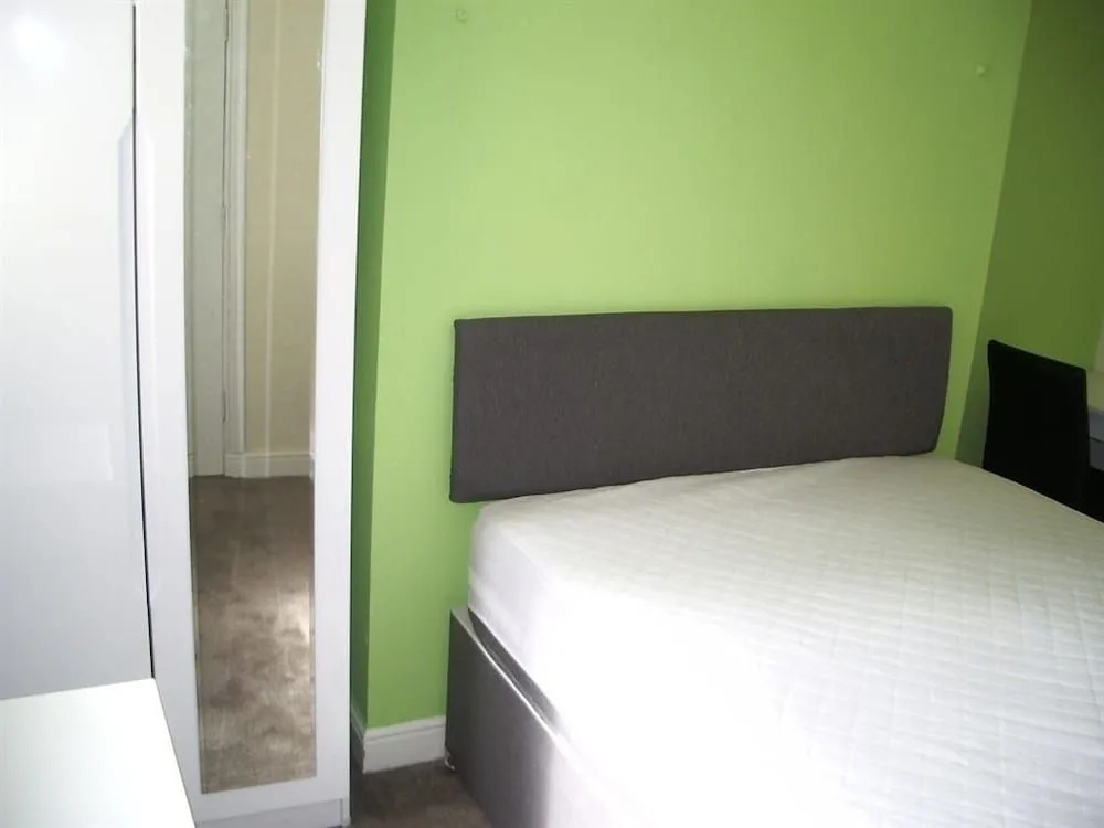 Birmingham Guest House 14